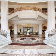 St Regis, Dubai, lobby