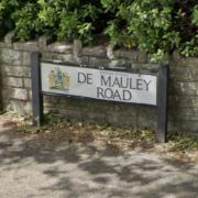 Properties on De Mauley Road often sell very quickly