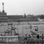 Lido - closing down pics for the year - September 8 1973