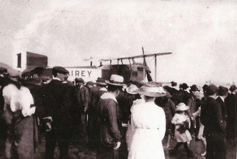 Sept 10, 1919 Schneider Trophy at Bournemouth. Fairey III a Seaplane G-Eamy on beach. Submitted by Derek Groves. Copyright William Groves
