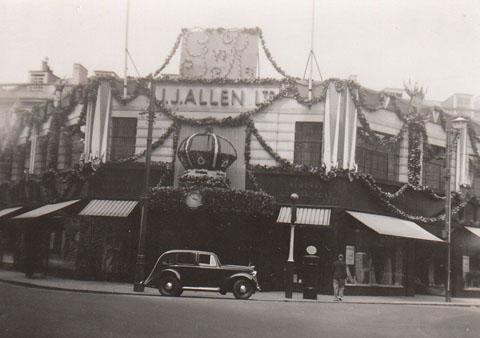 JJ Allen decorated for the coronation