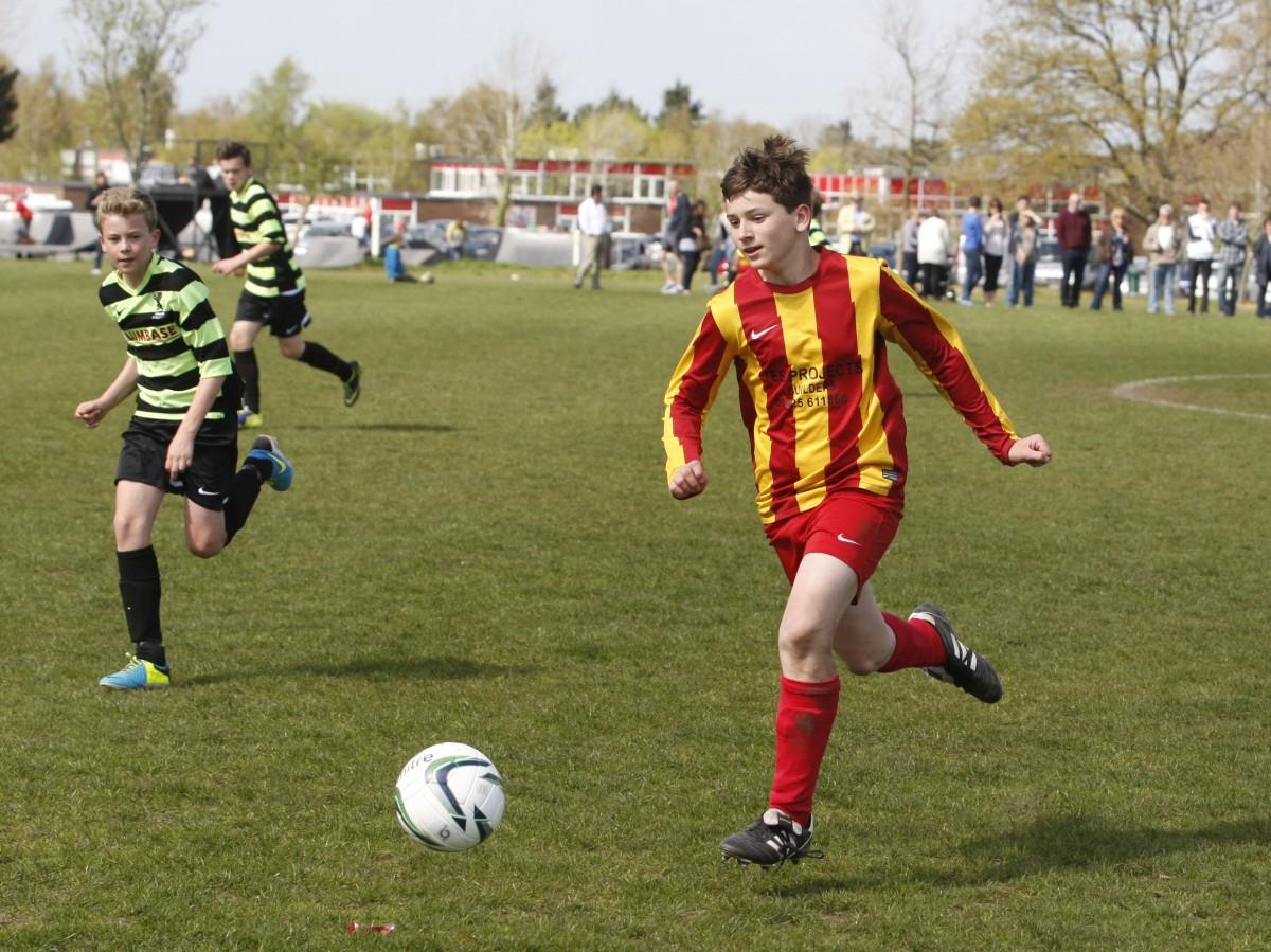 Hordle Spurs v Grange Athletic Under 13s on Bournemouth Cup Finals Day on 13th April 2014