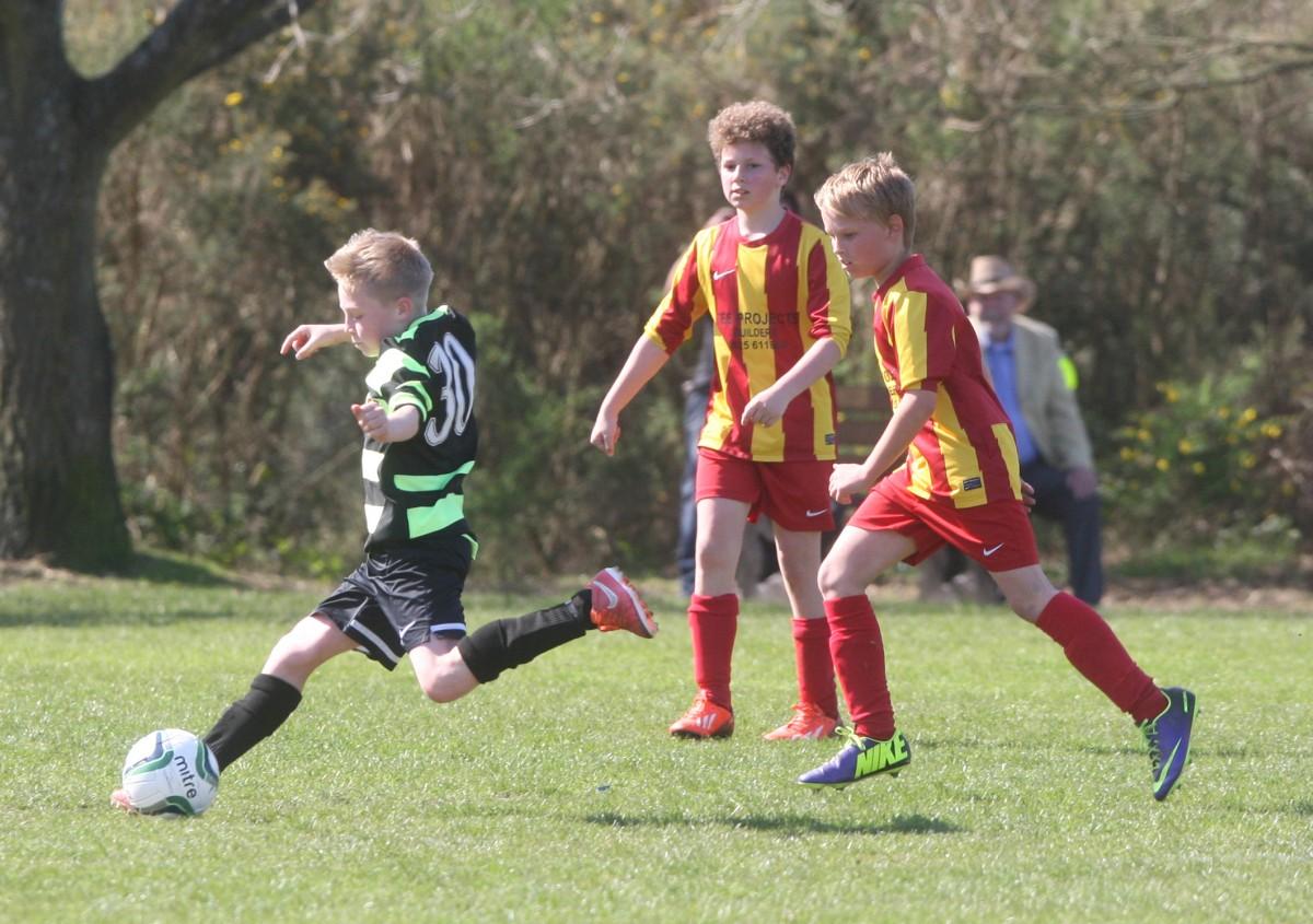 Hordle Spurs v Grange Athletic Under 13s on Bournemouth Cup Finals Day on 13th April 2014