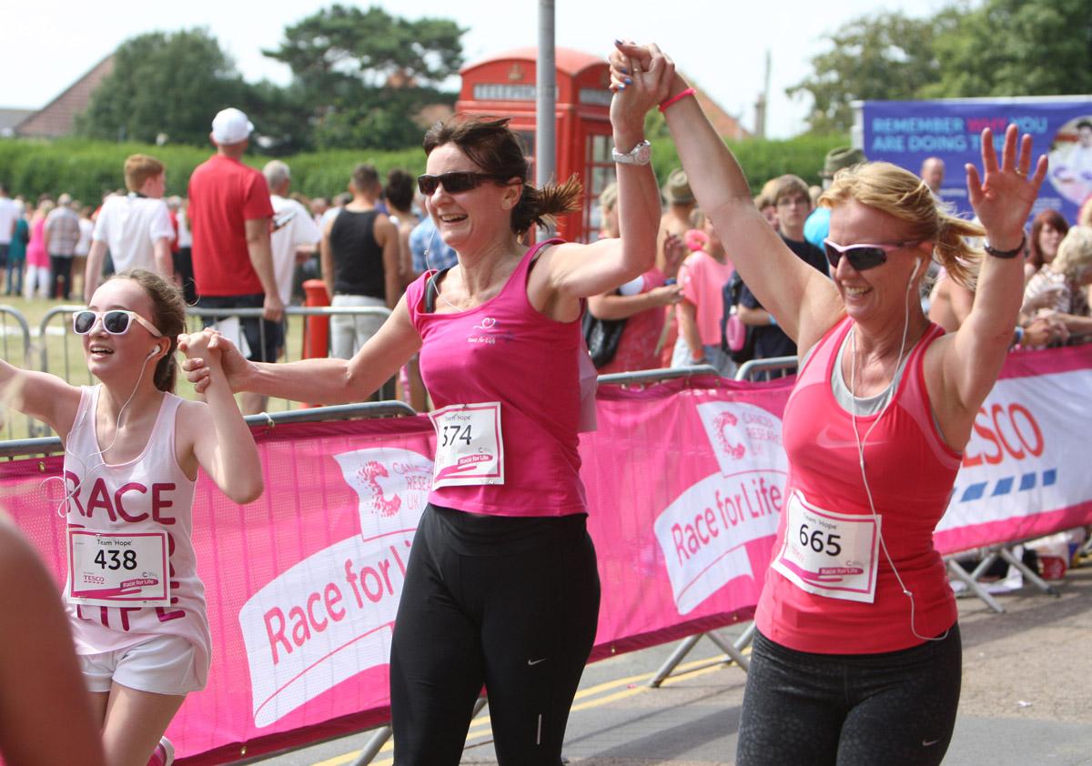 Pictures of the 5k AM and PM races from Poole Park Race For Life 2014