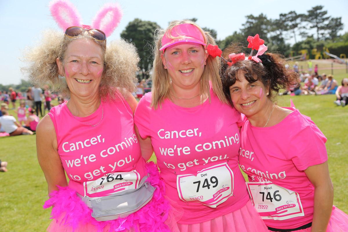 Pictures of the 5k AM and PM races from Poole Park Race For Life 2014