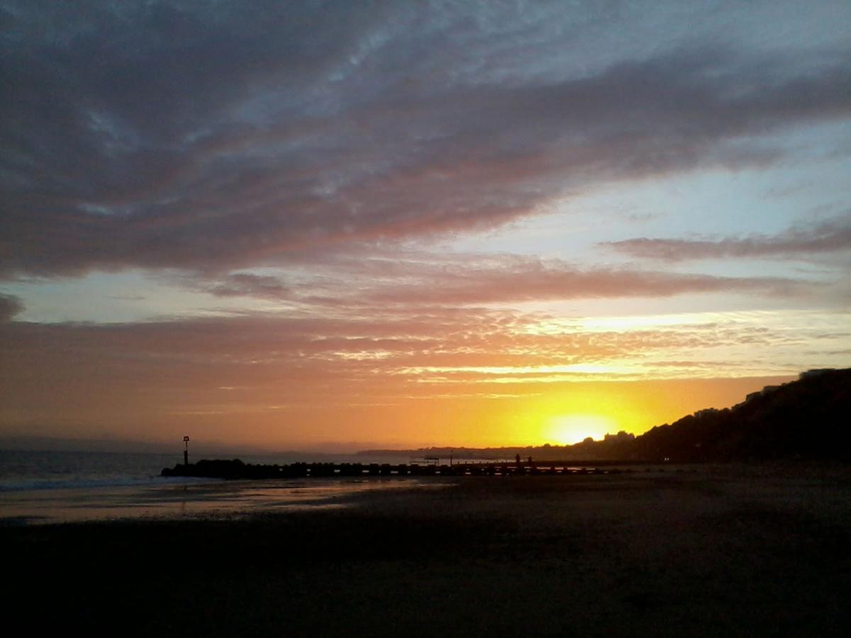 Bournemouth beach by Jill Holyoake
