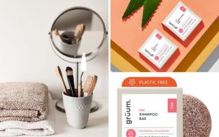 (left clockwise) Make up set up ( Canva) grüum products ( LOOKFANTASTIC)