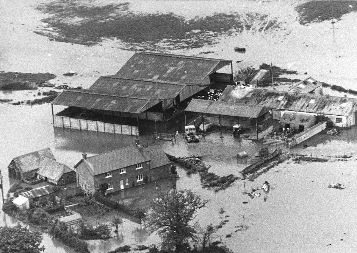 Parts of Wimborne were cut off by flood waters after the storm in June 1979. 

