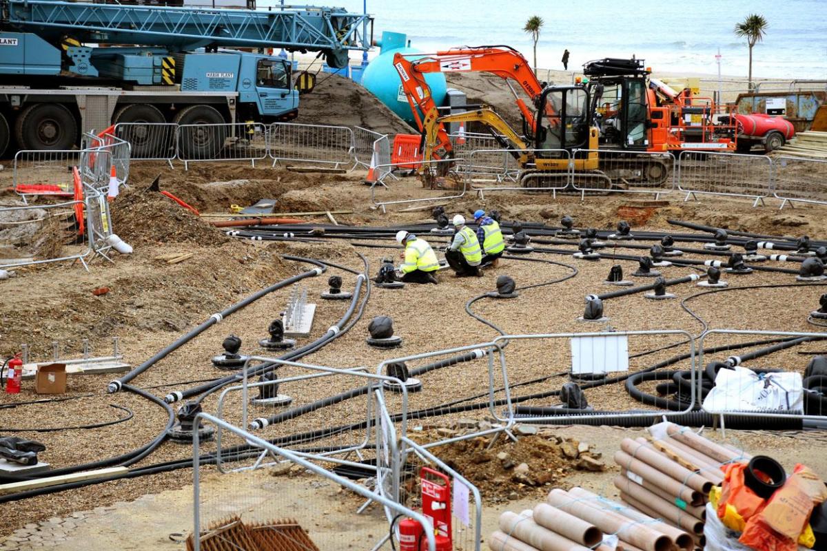 Work being carried out on the new seafront and tourism information kiosk and water play features between November 2014 and April 2015. 