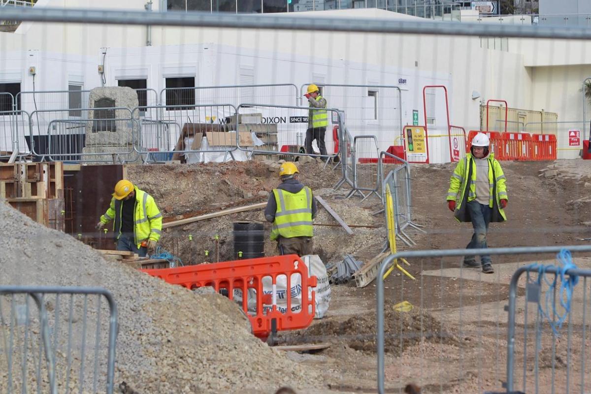 Work being carried out on the new seafront and tourism information kiosk and water play features between November 2014 and April 2015. 