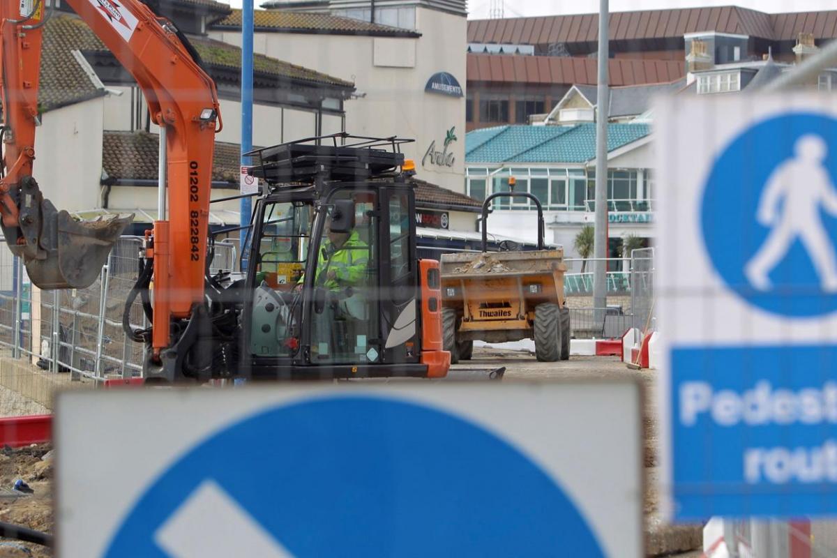 Work being carried out on the new seafront and tourism information kiosk and water play features between November 2014 and April 2015. 