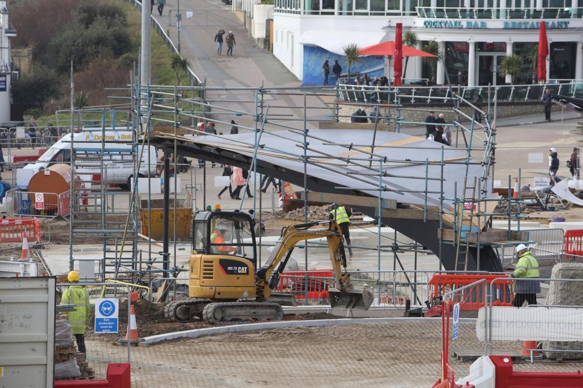 Work being carried out on the new seafront and tourism information kiosk and water play features between November 2014 and April 2015. 