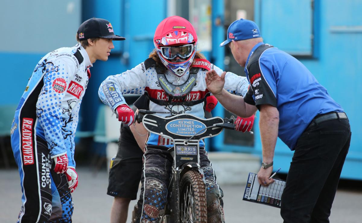 Poole Pirates v Swindon Robins on July 29, 2015. Pictures by Richard Crease. 