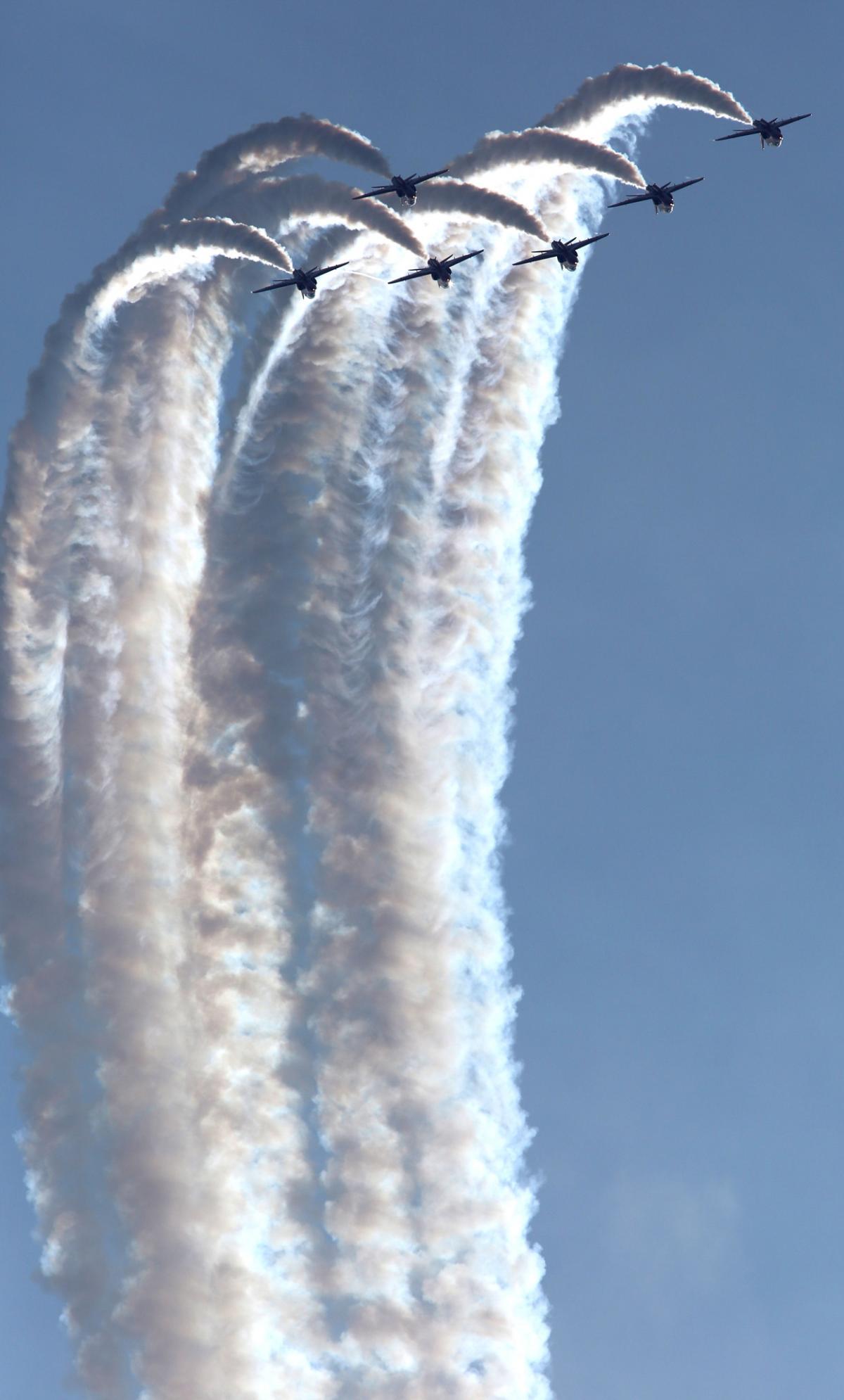 Day three at the Bournemouth Air Festival 2015. Pictures by Richard Crease, from the roof of the Cumberland Hotel.