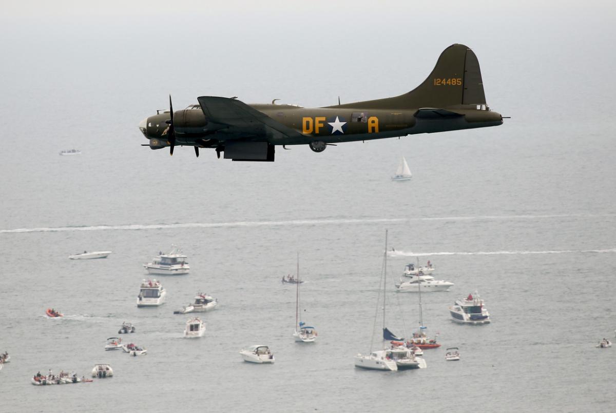 Day three at the Bournemouth Air Festival 2015. Pictures by Richard Crease, from the roof of the Cumberland Hotel.