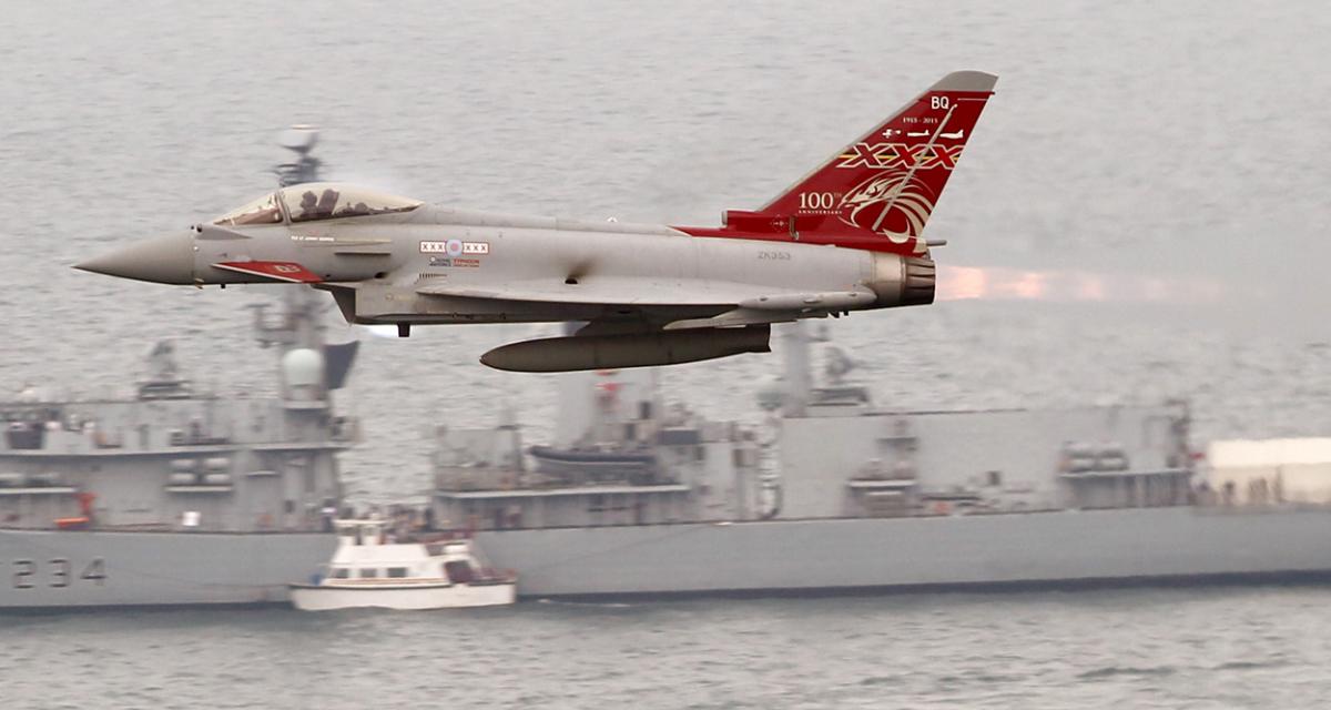 Day three at the Bournemouth Air Festival 2015. Pictures by Richard Crease, from the roof of the Cumberland Hotel.