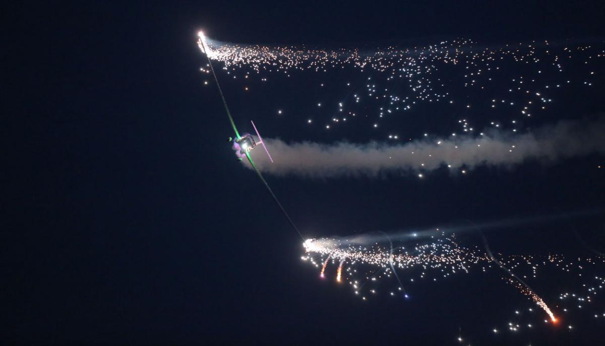 Dusk display pictures from day three of the Bournemouth Air Festival 2015 by Corin Messer. 